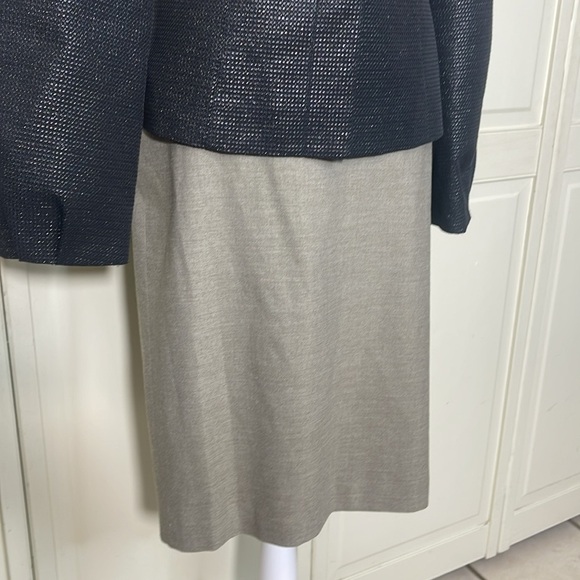 Doncaster 2Pc Women’s Suit Skirt Sz 8 Black Beige Embellished Collarless Career - Picture 7 of 16